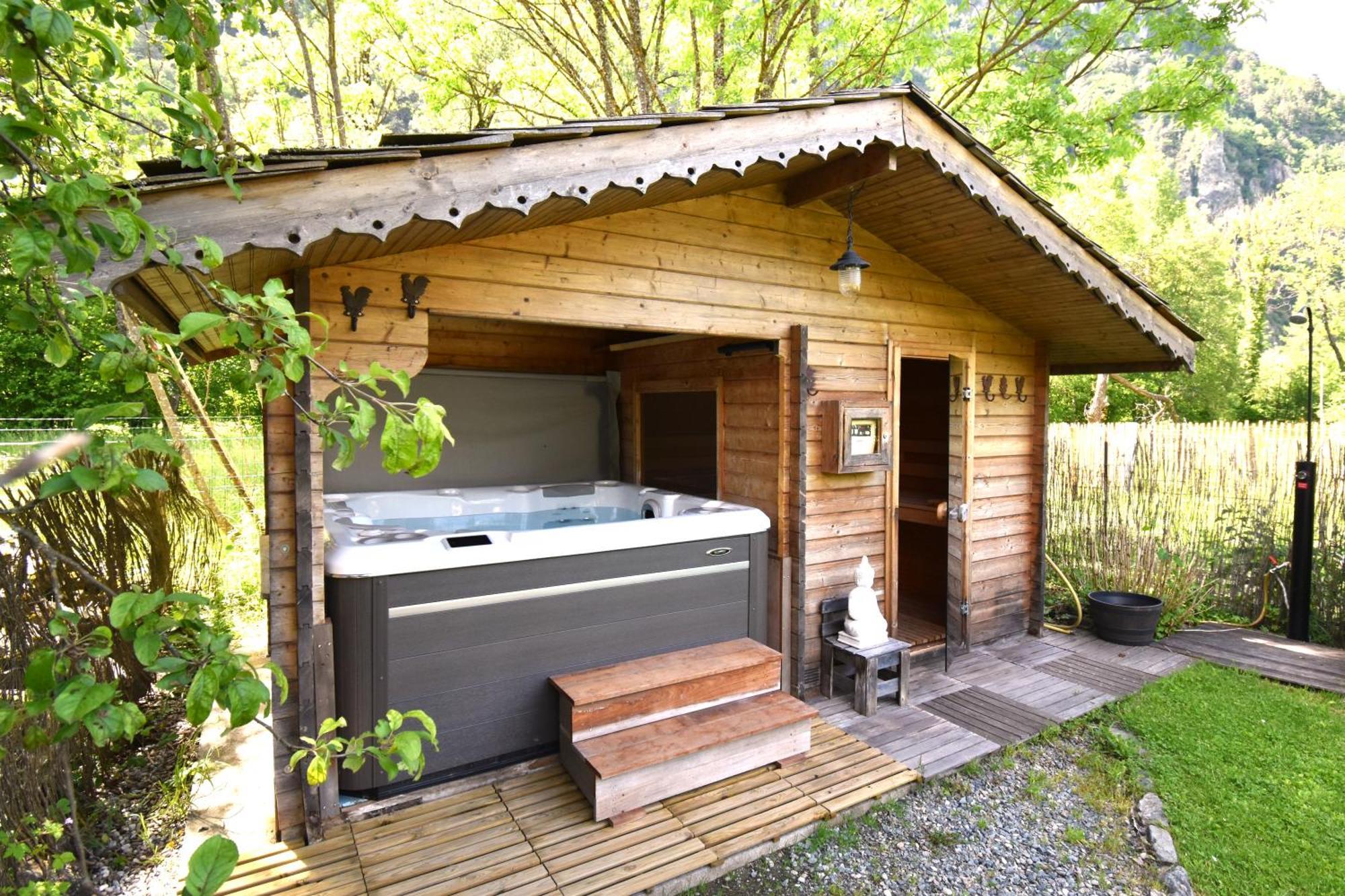 Bed and Breakfast La Cle Des Bois Ле-Бур-д'Уазан Экстерьер фото
