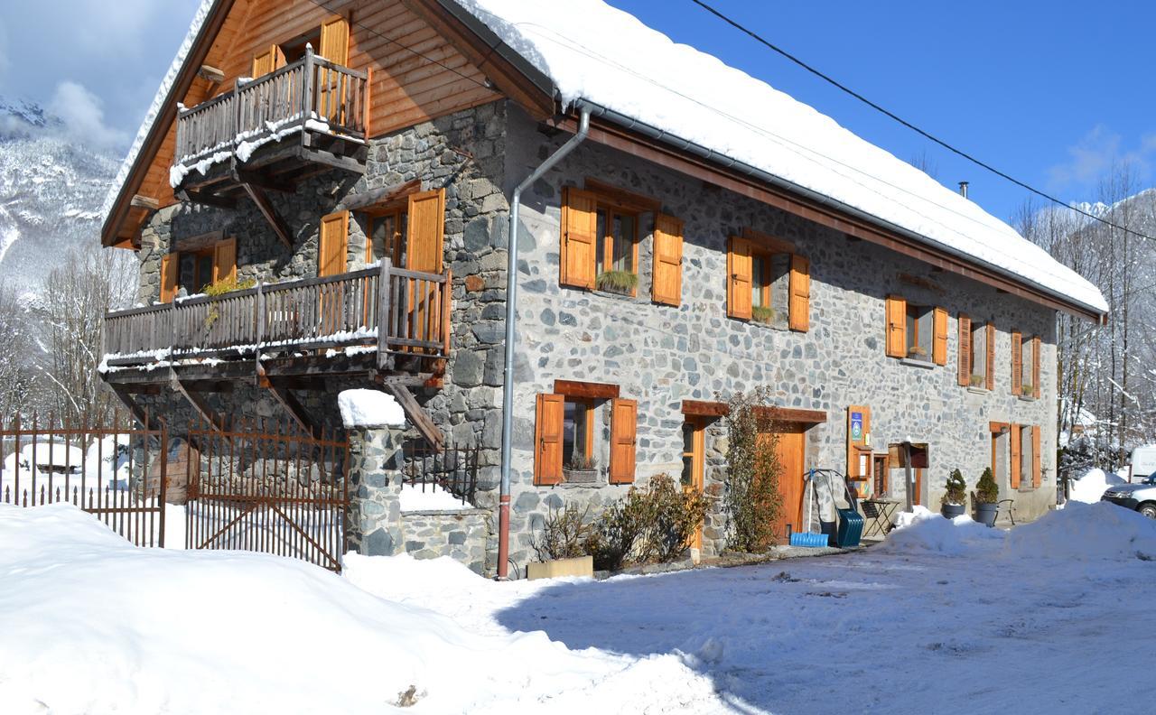 Bed and Breakfast La Cle Des Bois Ле-Бур-д'Уазан Экстерьер фото